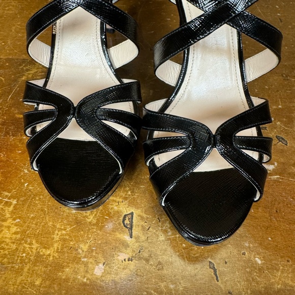 Prada "Authentic" Black Textured Leather Platform Sandals - Size IT 40/US 10 - Picture 6 of 11